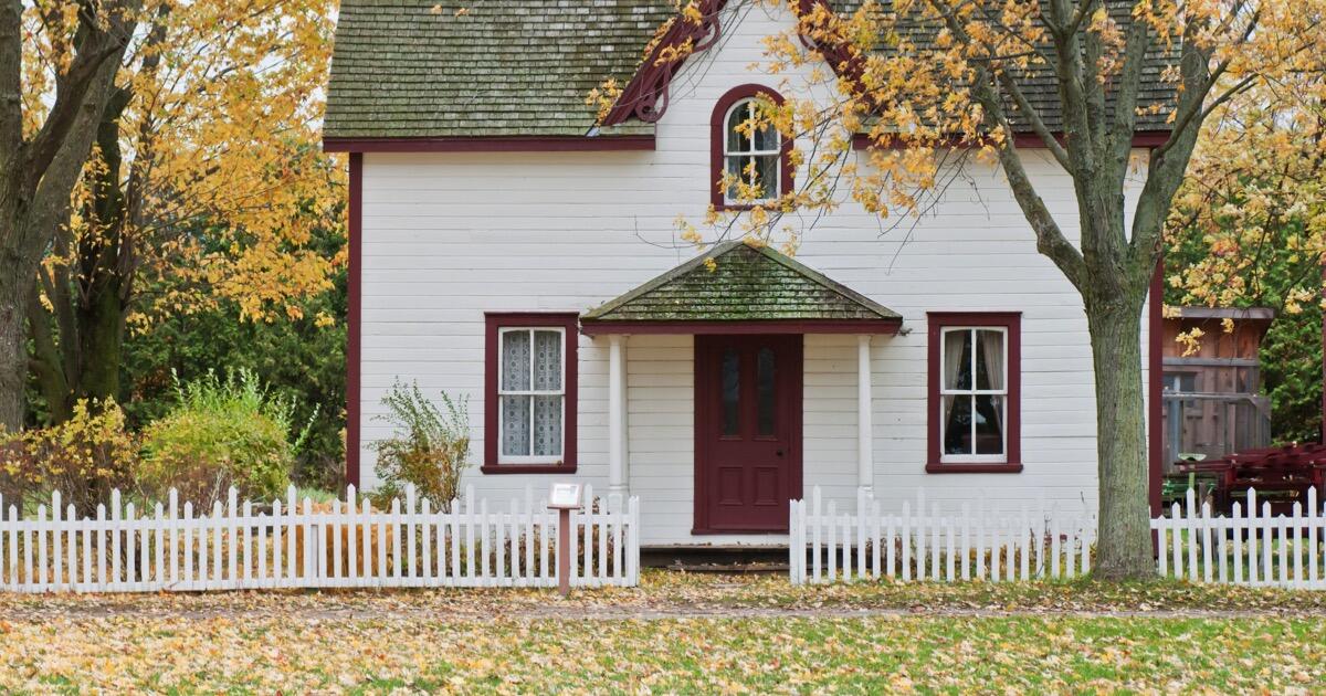 Welche Versicher­ungen brauche ich als Haus­eigentümer?