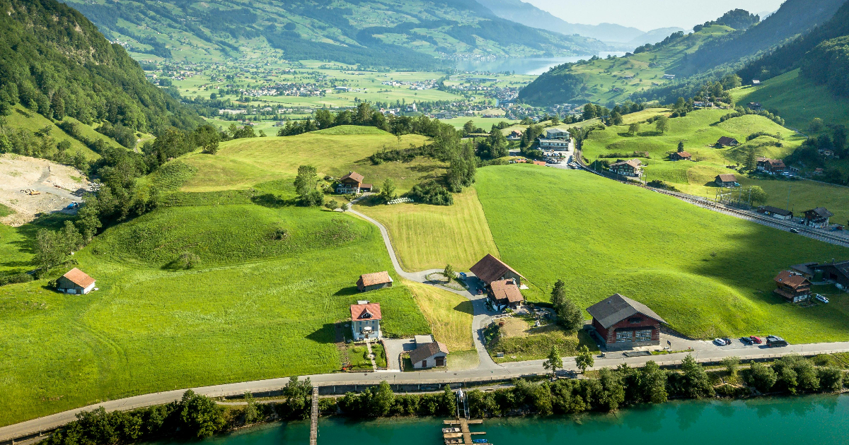 Auswandern in die Schweiz: Voraus&shy;setzungen, Tipps und häufige Fehler